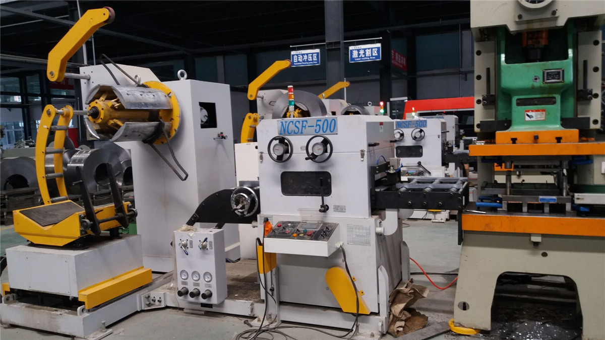 (洛陽客戶)三合一送料機(jī)NCSF-700